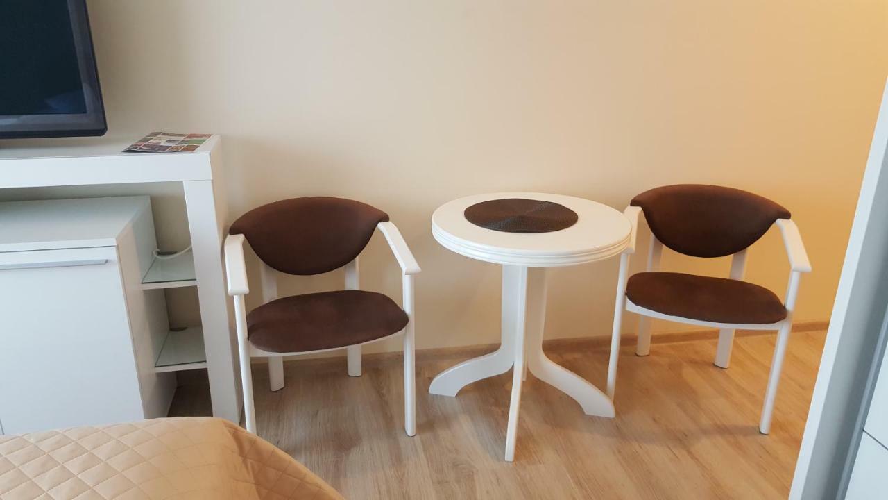 Wroclaw Apartamenty Kepa Mieszczanska Екстериор снимка