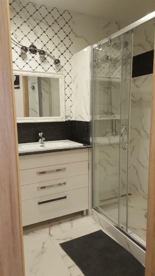 Wroclaw Apartamenty Kepa Mieszczanska Екстериор снимка