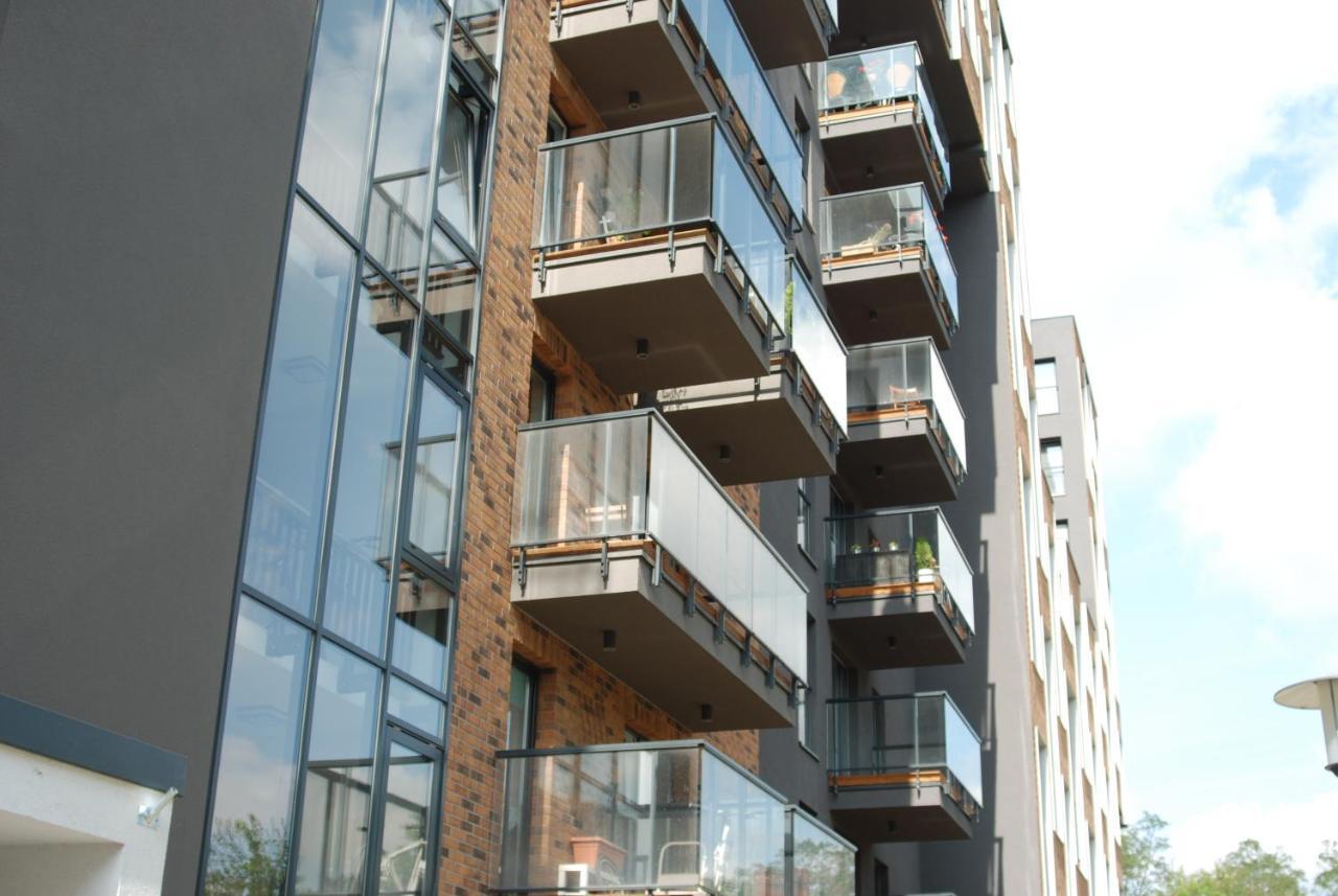 Wroclaw Apartamenty Kepa Mieszczanska Екстериор снимка